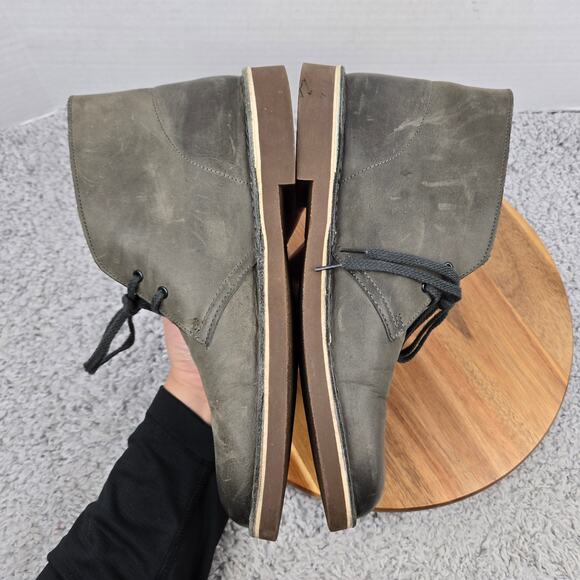 Clarks Men 10.5M Bushacre Gray Leather Casual Daily Lifestyle Desert Chukka Boot main image 4